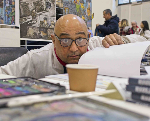 Didier Zuili au stand des éditions Lilianne Marouani Didier Zuili au stand des éditions Lilianne Marouani